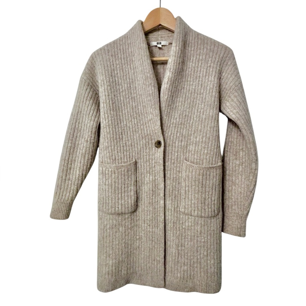 Uniqlo 100% Wool Cardigan Sweater Women’s XS Oatmeal Cream Heather